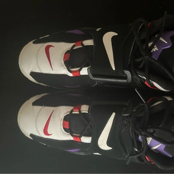 Nike Air Barrage MidRaptors Size 13
